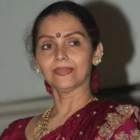 Arti Varshini(fl mother)