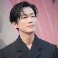 Wang Zhenyu | A