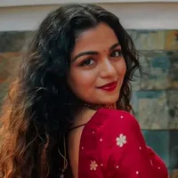 Pooja (FL bff)