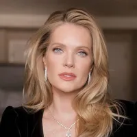 Sylavia Pasioli (ML mom)