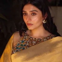 Namrita Sisodia (ml mother)