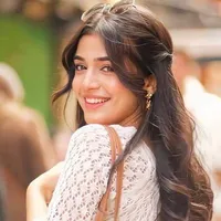 Nisha Mehta/FL sister