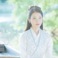 Kim Ji eun/ eldest daughter in law