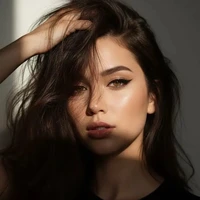 Sarah Desmond (ML Sis/FL bff)