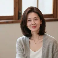 Mrs Kim (ml mother)