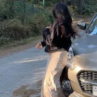 Riya Kapoor/ml P.A