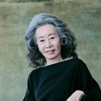 Grandma Lee(Koo adopted grandma)