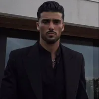 Diego (ml right hand)