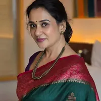 radhika raghuvanshi (chachi ML)