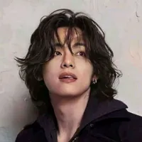 Kim Taehyung (EO)