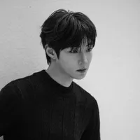 Jeon In-yeop (E)