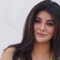 Mahi Malhotra (ML mom)