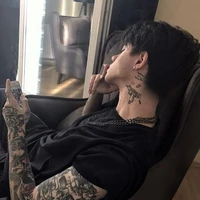 Opel [ right-hand man]