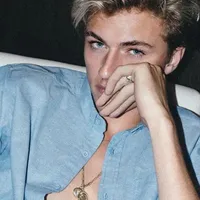 Damien Elliott (Ml/villain)