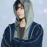 Kim Taehyung (ore)