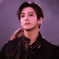 Jeon Jungkook (E)