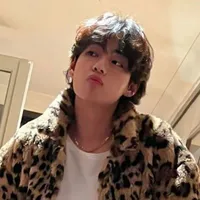 Kim taehyung [RO]