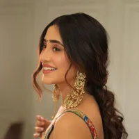 Anaya Devgan(FL)