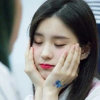 Heejin