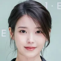 iu (tae mom)