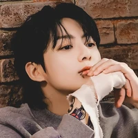 Jeon Jungkook/Kookie(MC) Omega