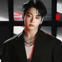 Jeon Jungkook (Head of CID, 25, enigma)