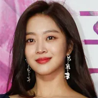 Kim Bo-ah ( Tae