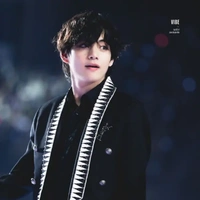 kim Taehyung (MC)