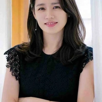 โรส(แม่พระเอก)
