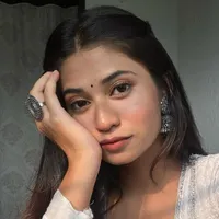 RIDHI MALHOTRA (FL-BFF/ML-SIS)