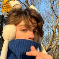 Noah Parker (MC)