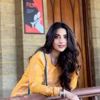 Saboor khan (ML sister)
