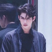 Chaeyong *classmate*