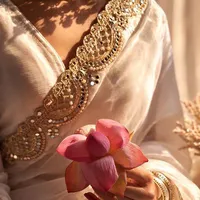 Meera Solanki (Fl mother)