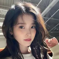 Lee Ji-Eun(19)