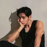 Kim Taehyung [Enigma]