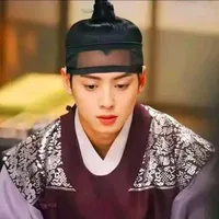 Kim Eun-woo/Tae