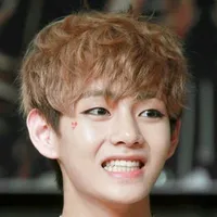KIM TAEHYUNG
