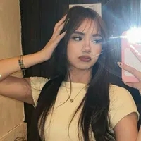 Emily Carter [18 yrs]
