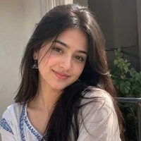 ruchika awasthi / fl bff