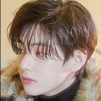 Kim Taehyung/É