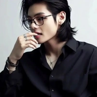 Kim Taehyung (Enigma)