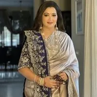 Meera Rathore (Ml mom)