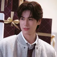 Phuwin Tangsakuen