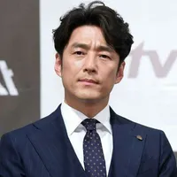 Mr Kim