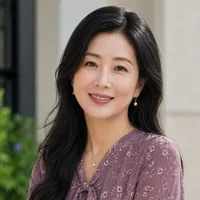 JUNG LEENA