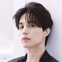 Ji Dongyu [Tae