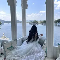 Avni Malhotra (fl)