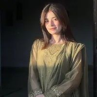 Vanya Khanna/FL friend