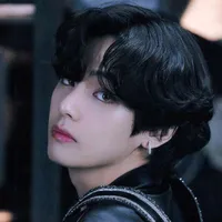 Kim Taehyung/ V
